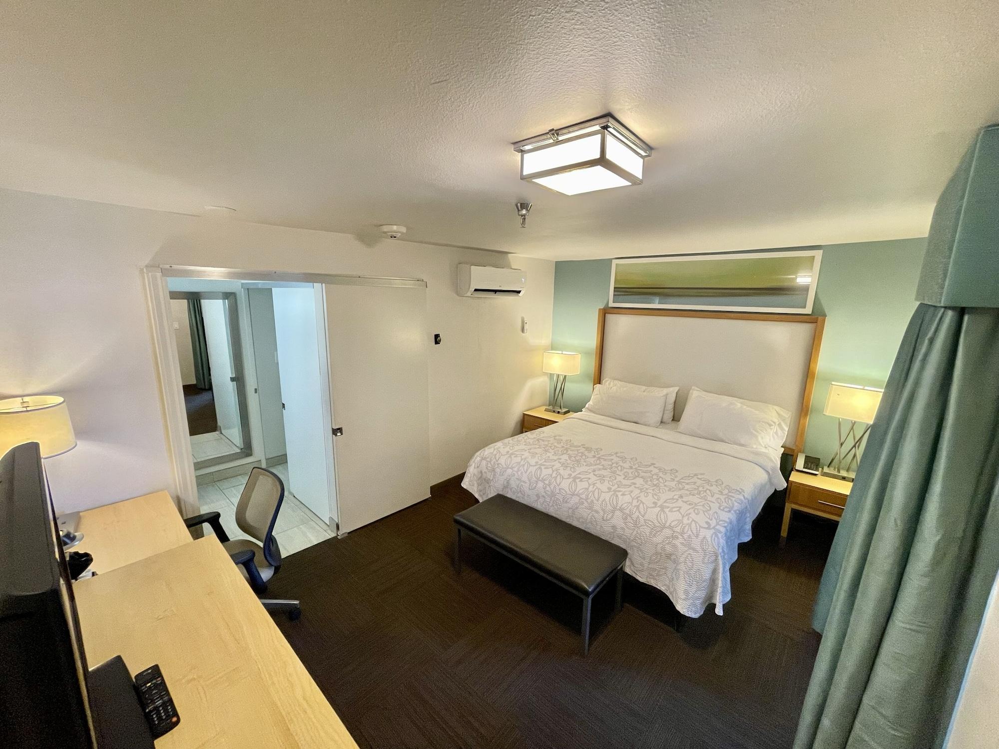 Red Roof Inn Plus & Suites Тампа Екстер'єр фото
